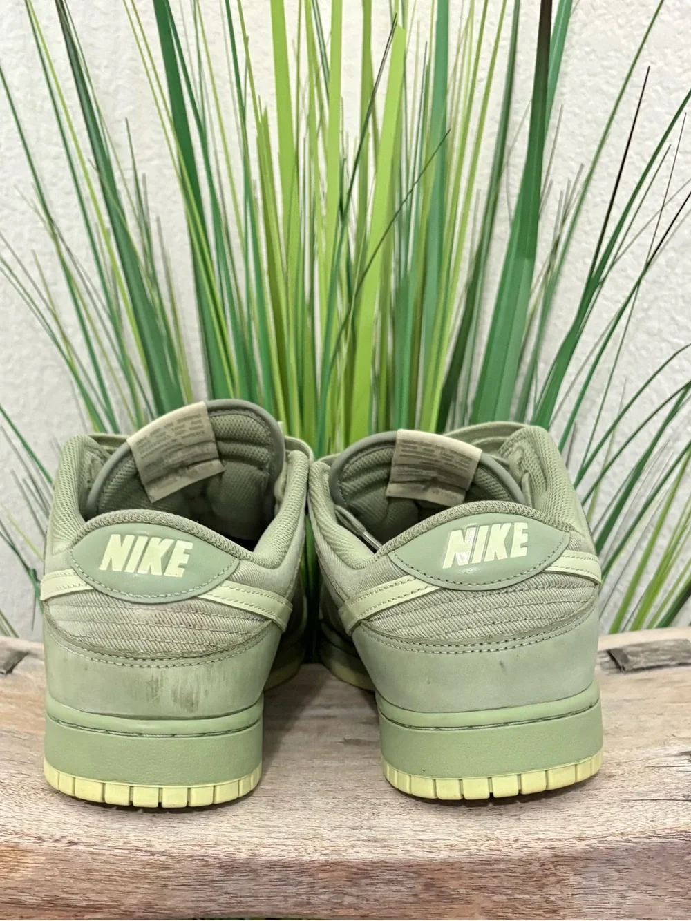 Nike Dunk Low Retro Premium Oil Green